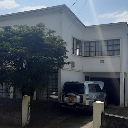 Casa Para Ferias Manizales Villa Bagian luar foto